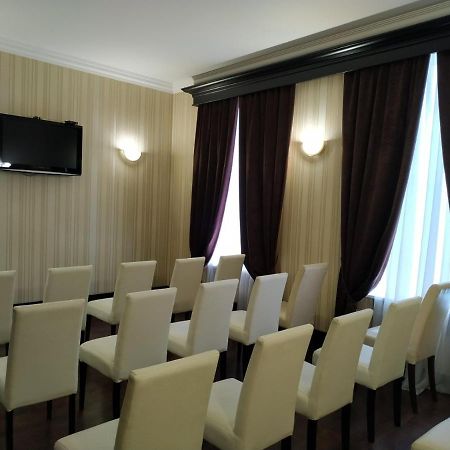 Hotel Business Apartments Dnipro Ngoại thất bức ảnh